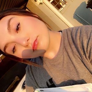 Meet your Posher, Adrian